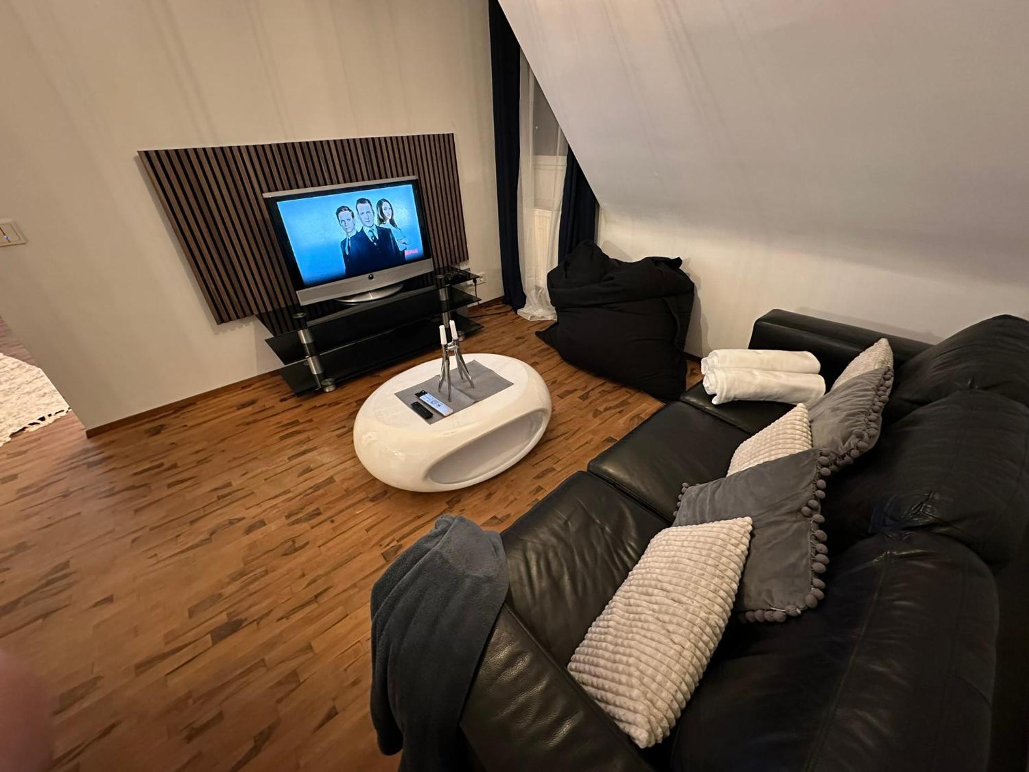 77M² - 3 Zi Modern Zentrum Kueche Dachterrasse Wlan 카를스루에 외부 사진